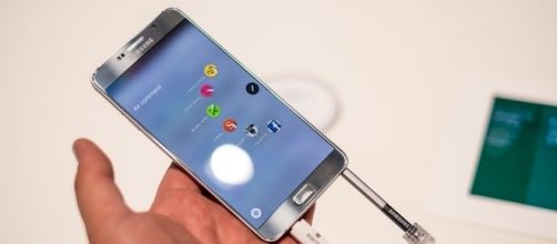 Samsung Galaxy Note 8 could launch earlier than expected / Photo via Karlis Dambrans, Flickr