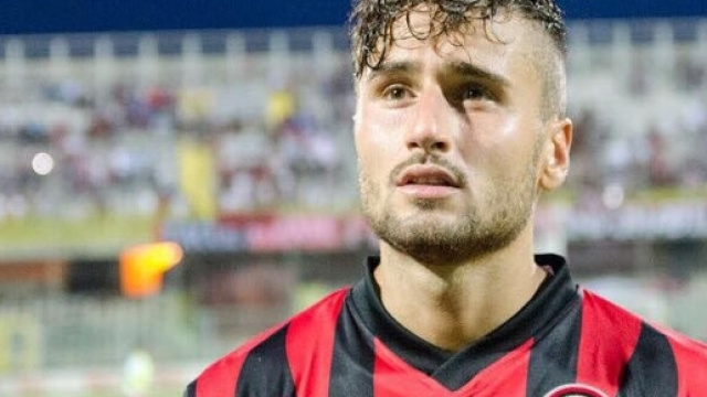 Alberto Gerbo, il jolly del Foggia Calcio, fotografato da Antonello Forcelli