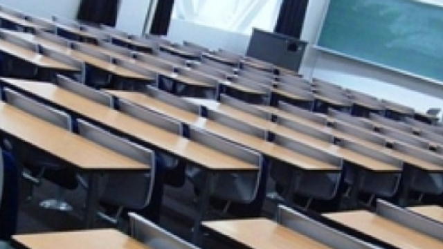 Graduatorie di istituto di seconda e terza fascia. Docenti alle prese col modello B