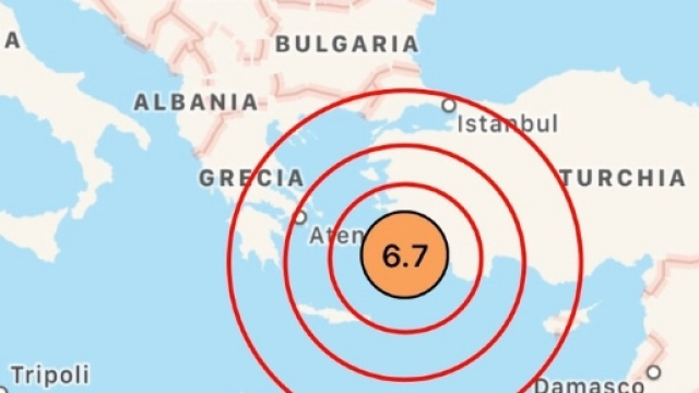 Violento terremoto tra Grecia e Turchia: morti e feriti. Mini tsunami - algheronewsgroup.com