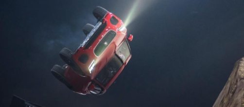 Jaguar E-Pace launches itself in London with world record barrel ... -[Image source: Youtube Screen grab]