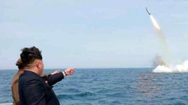 Uno dei test missilistici eseguiti dalla Corea del Nord nel Mare del Giappone