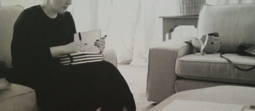 Adele continues to have issues with her vocal chords. Photo via Flickr