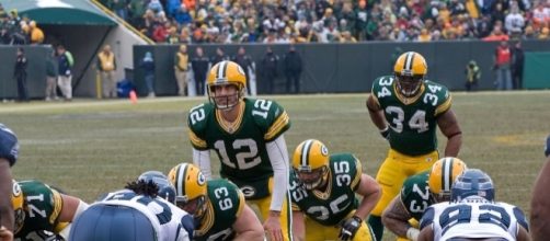 File:Aaron Rodgers (12), Korey Hall (35) and Ahman Green (34).jpg ... - wikimedia.org