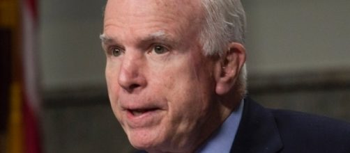 McCain bill would let all veterans seek care outside VA [Image source: Pixabay.com]