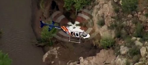 At least nine people die in Arizona flash flooding (Image Credit: CNN/Youtube)
