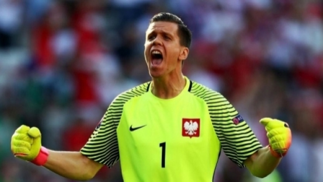 Doppio colpo Juve! Szczesny e De Sciglio sono a un passo: i ... - ilbianconero.com