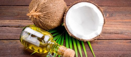 aceite de coco natural y sin aditivos.