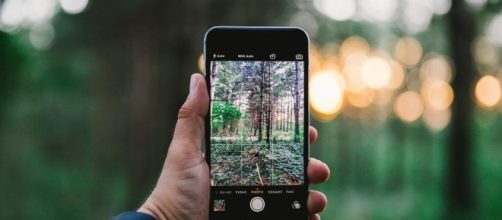 iPhone 8 could have fingerprint sensor on the power button / Photo via Ryan Morse, Flickr