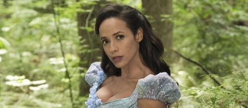 'Once Upon a Time' Cinderella getting new look [Image via Once Upon a Time official Twitter page]