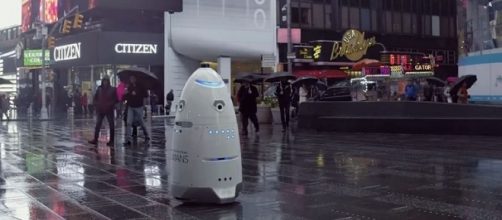 Knightscope K5 on patrol in rainy New York City. - screen capture from YouTube/Knightscope, Inc.