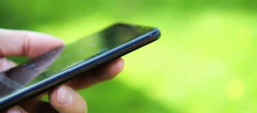 Samsung CEO refutes claims of slower sales of the Galaxy S8 series/Photo via Andri Koolme. Flickr