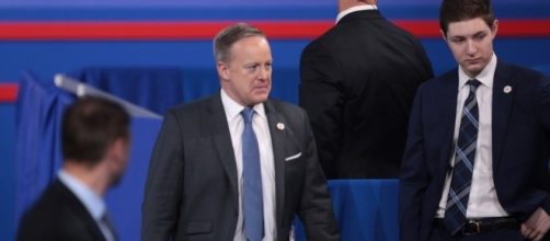 Sean Spicer held his first press briefing in three weeks to address the issue of Russia meeting. (Flickr/Gage Skidmore)