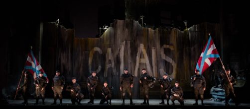 The opening chorus of Gaetano Donizetti&rsquo;s &lsquo;Siege of Calais.&rsquo; Photo: Carrington Spires/The Glimmerglass Festival, used with permission.