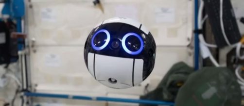 This adorable camera drone is Japan's first camera to help astronauts in ISS (via YouTube - JAXA)