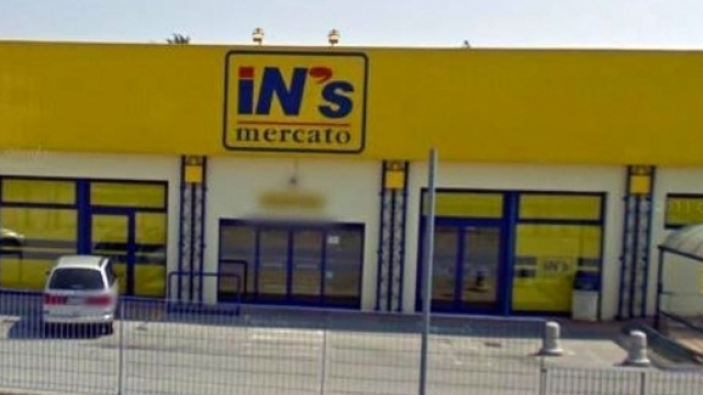 Supermercati In's assumono personale