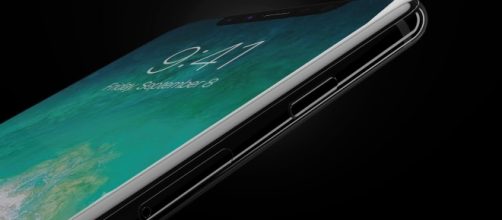 Concept iPhone 8 (via YouTube - ConceptsiPhone)