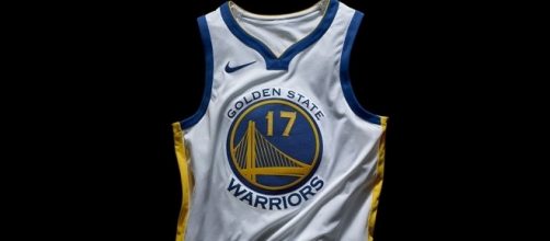 NIKE OFFICIALLY UNVEILS NEW NBA JERSEYS FOR NEXT SEASON! (2017-18) | AntawnJamison via Youtube.com