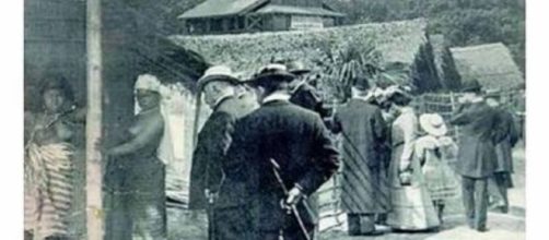 Par&iacute;s, 1907, zool&oacute;gico de humanos