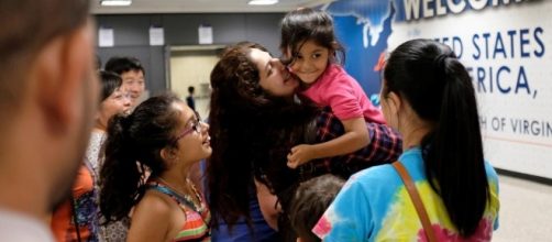 Trump administration challenges travel ban ruling in Supreme Court ... - hindustantimes.com