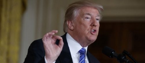 Trump: GOP Senate should repeal, then replace Obamacare at later date - [Image source: Pixabay.com]