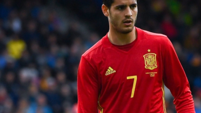 Alvaro Morata con la maglia delle Furie Rosse