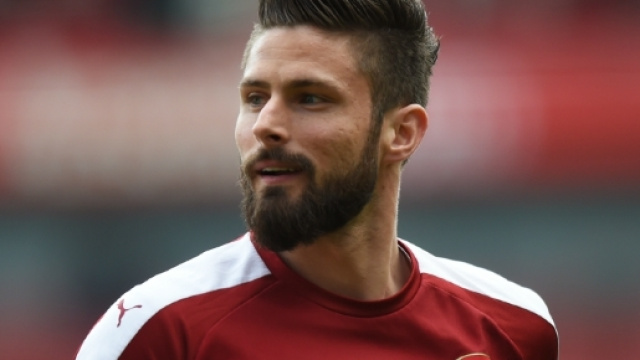 Giroud, de pire en pire - Football - Sports.fr - sports.fr
