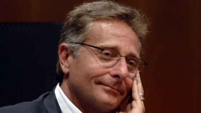 Paolo Bonolis, bersaglio delle critiche da parte dei fans di Vasco Rossi