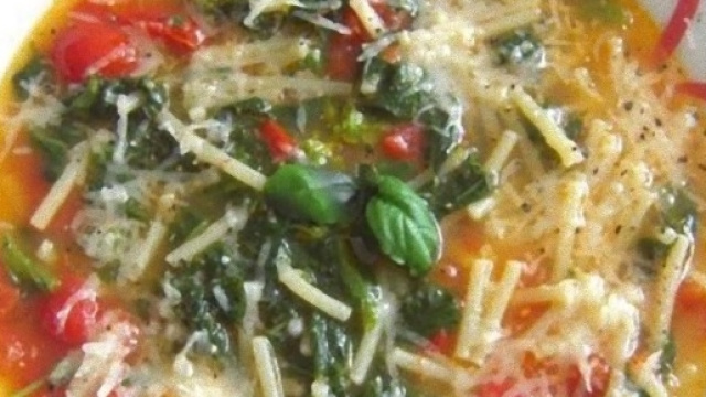 Pasta con i tenerumi, ricetta siciliana.
