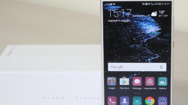 Recensione Huawei P10 Plus, il top gamma conservativo - Tom's Hardware - tomshw.it