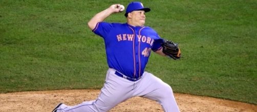 Bartolo Colon takes a pitch during #WorldSeries Game 1 by Arturo Pardavila III via Wikimedia Commons