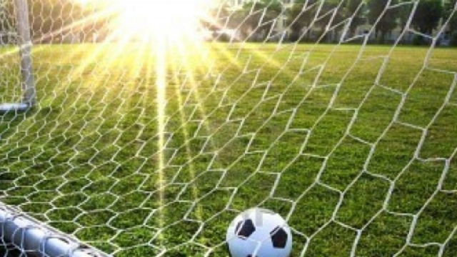 Il calcio italiano torna a dare scandalo ... - corrieredellosport.it