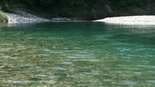 Panoramio - Dove fare il bagno da Milano: fiume Trebbia sotto Brugnello
