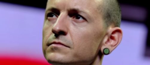 Chester Bennington of Linkin Park was found dead over possible suicide. Image via YouTube/TMZ