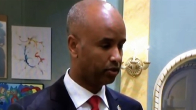 Ahmed Hussen, ministro per l'Immigrazione canadese