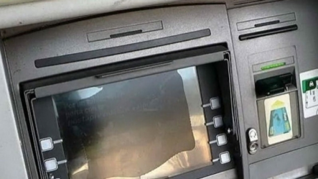 Assalto con esplosivo ad un bancomat a Talsano