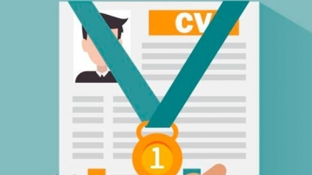 Comment r&eacute;diger un CV : les conseils pour les jeunes dipl&ocirc;m&eacute;s - lavoixletudiant.com