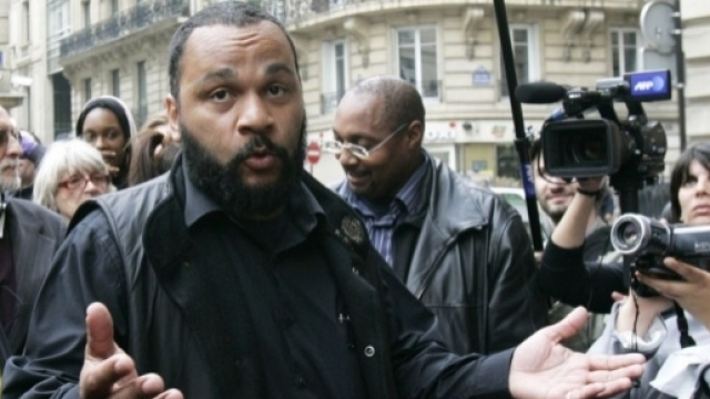 Perquisition chez Dieudonn&eacute;: plus de 600.000 euros en liquide ... - latribune.fr