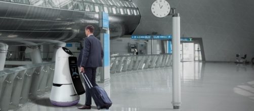 Are these robots going to replace the workforce in the future? [Image Credit: J Tech TV/Youtube]