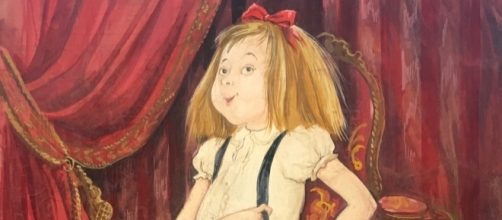 Eloise looking regale with her dog. / Photo via Glenn Castellano, New-York Historical Society, used with permission.