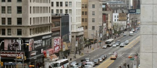 Newark, New Jersey Broad Street, from the Prudential Financial Building. Photo by Derek Jensen (Tysto), 2004-April-10