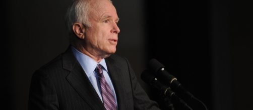 Senaor John McCain ... -[Image source: Pixabay.com]