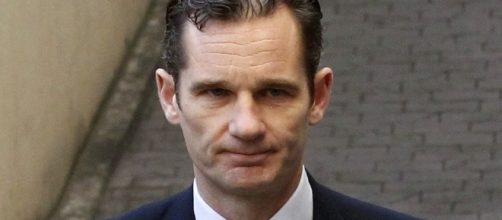 La fiscal&iacute;a pide 10 a&ntilde;os para I&ntilde;aki Urdangar&iacute;n.