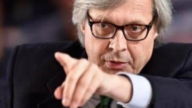 Vittorio Sgarbi pretende la verit&agrave; da Pignatone sulla mafia a Roma