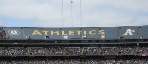 Oakland Coliseum (Wikimedia Commons - wikimedia.org)