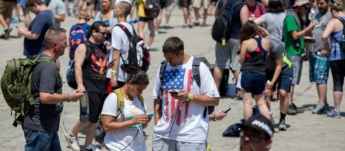 'Pok&eacute;mon Go' players in Chicago have problems playing the game during anniversary event. /[Image source: Youtube Screen grab]