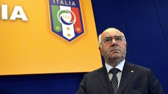 Il presidente della FIGC Carlo Tavecchio dice no al 'Racing Latina' - foto newscatania.com