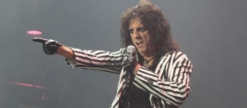 Alice Cooper's $10 million storage locker find. Photo Wikimedia Commons