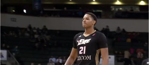 Anthony Brown signs up with the Timberwolves. - Youtube/nbaleague