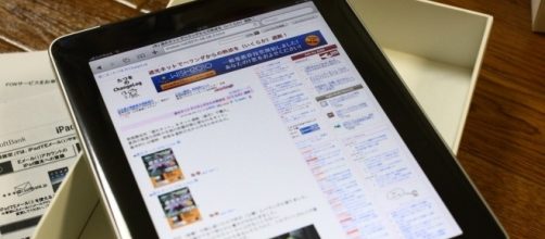 Apple has pushed out a bug fix for its iPads and iPhones/Photo via Tatsuo Yamashita, Flickr